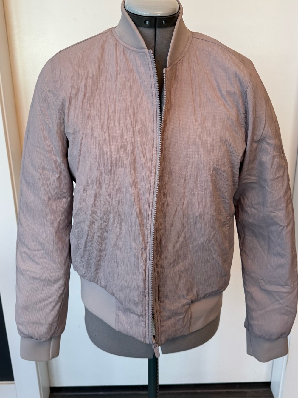 lululemon athletica Reversible Lightweight Grey Puffer Jacket